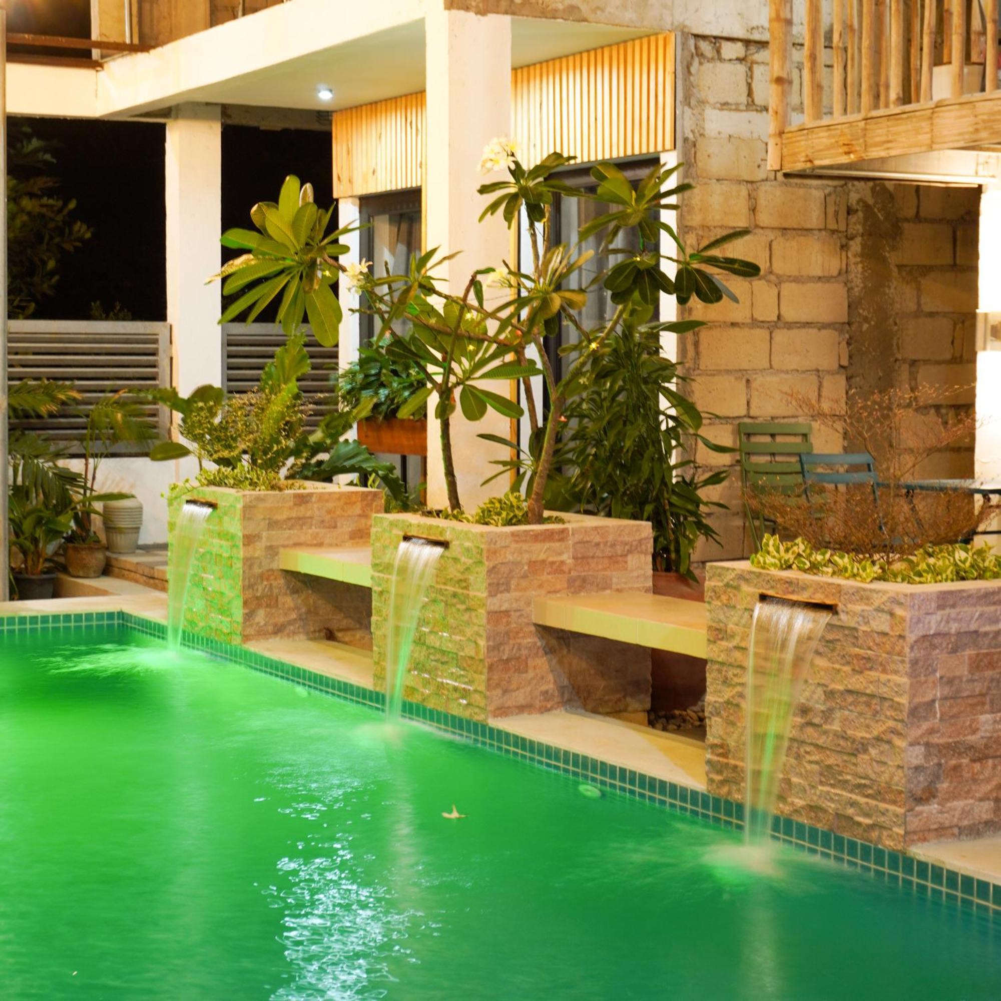 Urban Oasis Resort, Tarlac Exterior photo